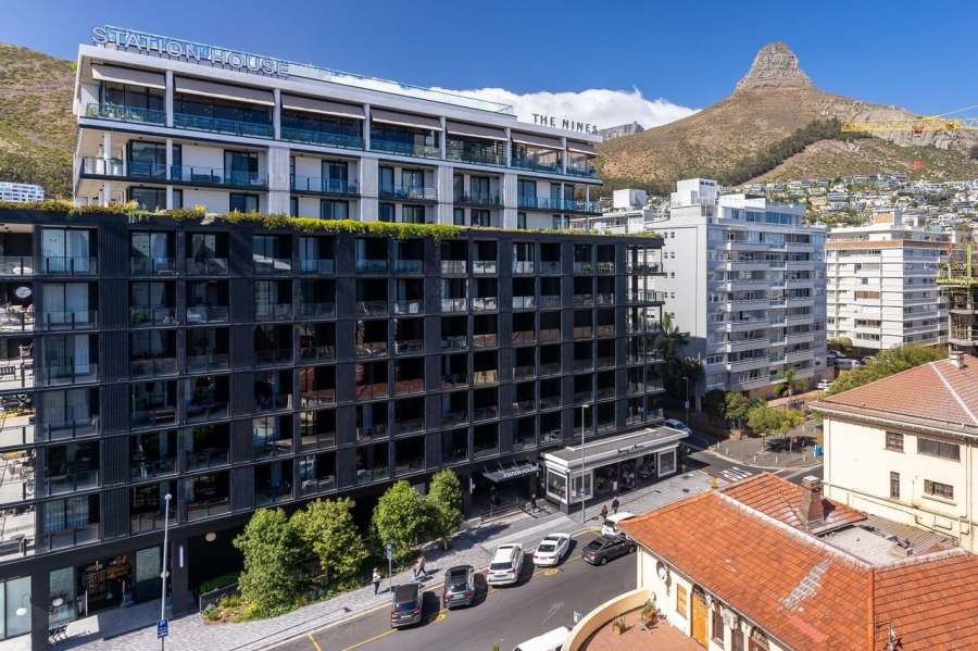 To Let 1 Bedroom Property for Rent in Sea Point Western Cape